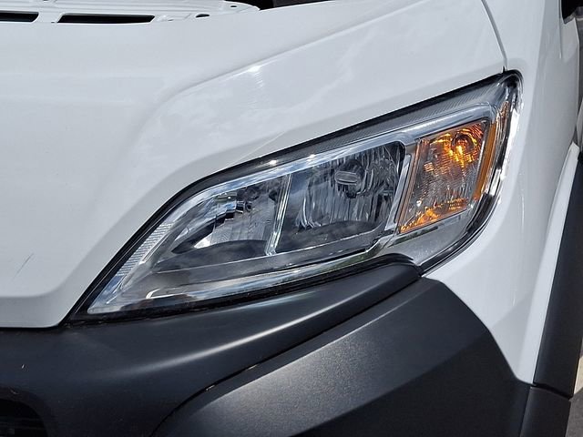 Used 2025 RAM ProMaster 2500 w/ Convenience Group FWD image 9