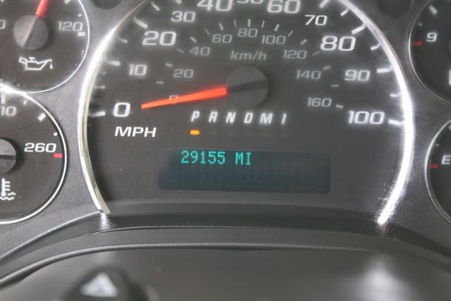 Used 2016 Chevrolet Express 3500 image 31