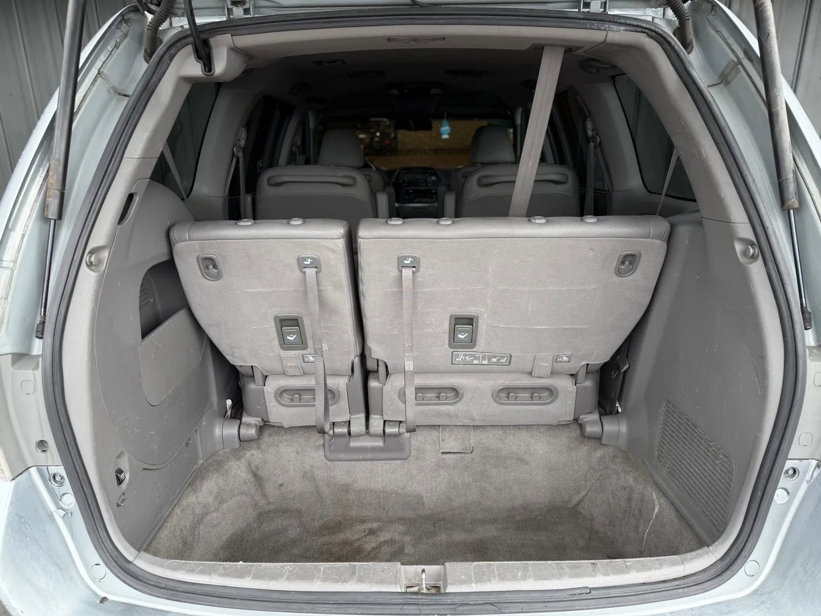 Used 2010 Honda Odyssey EX-L image 17