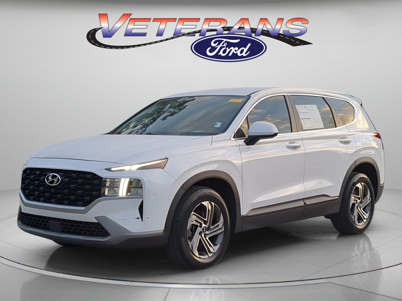 Used 2021 Hyundai Santa Fe SE w/ Cargo Package FWD image 1
