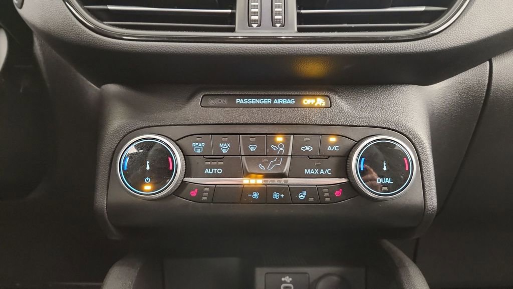 New 2024 Ford Escape ST-Line Select image 14