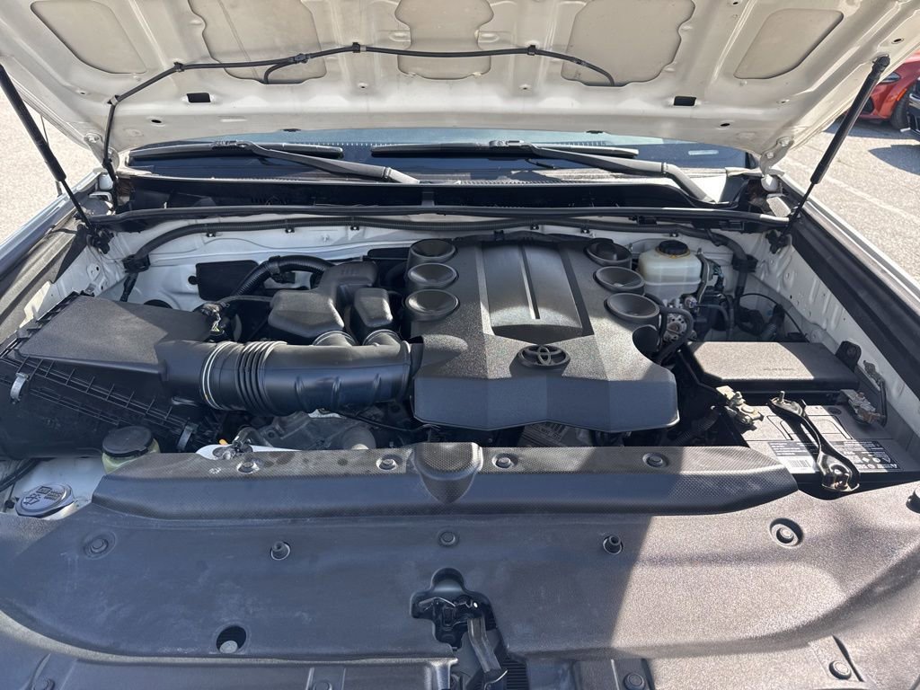 Used 2010 Toyota 4Runner SR5 image 33
