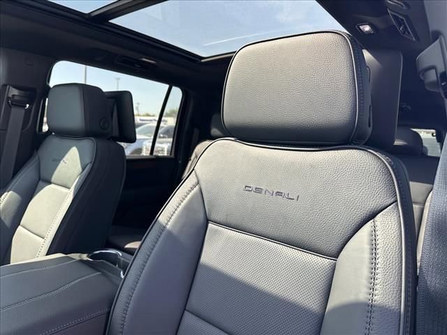 New 2026 GMC Yukon XL Denali w/ Denali Reserve Package image 29
