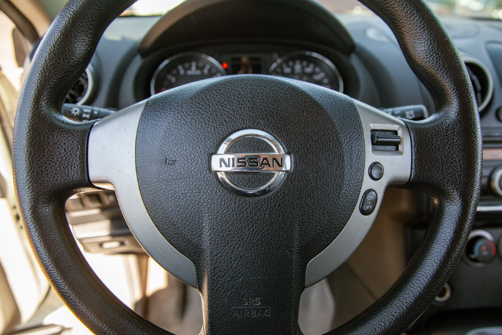 Used 2013 Nissan Rogue S FWD image 16