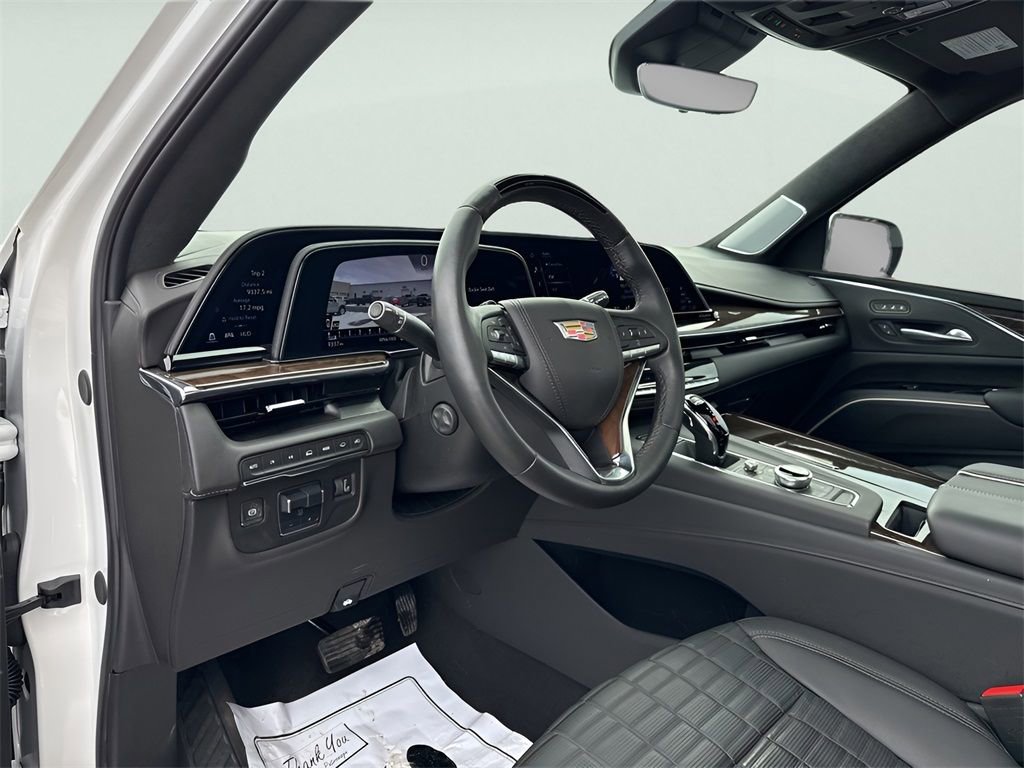 Used 2024 Cadillac Escalade Premium Luxury Platinum image 33