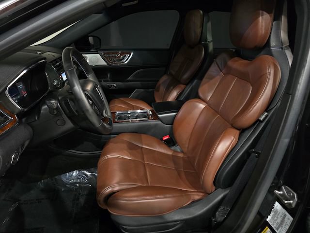 Used 2020 Lincoln Continental Reserve w/ Luxury Package image 21