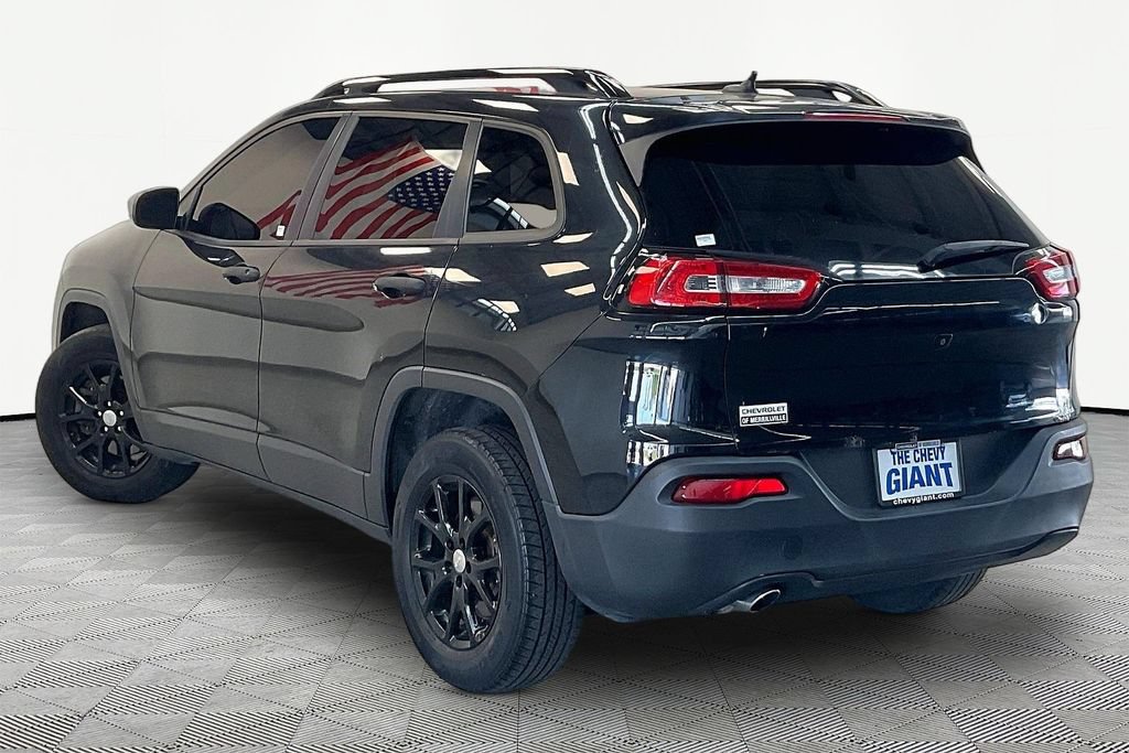 Used 2016 Jeep Cherokee Sport w/ Cold Weather Group AWD/4WD image 4