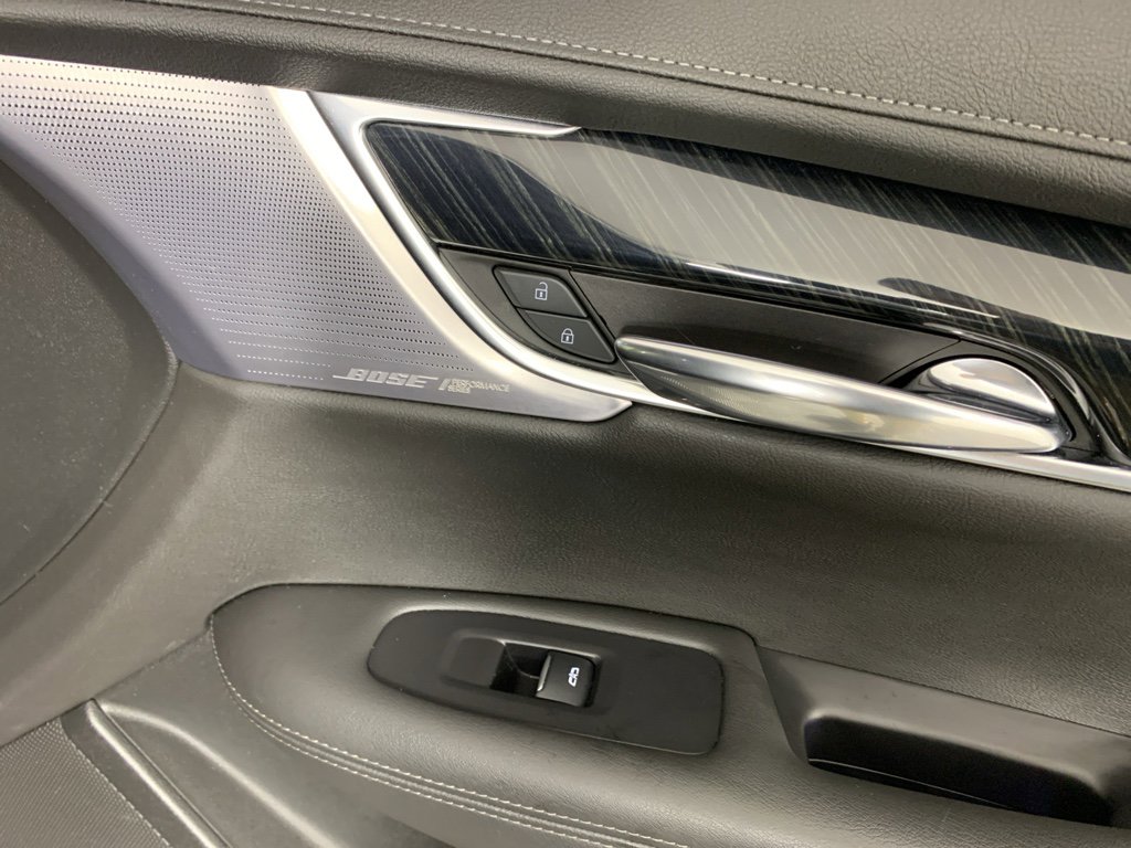 Used 2020 Cadillac XT6 Premium Luxury image 41