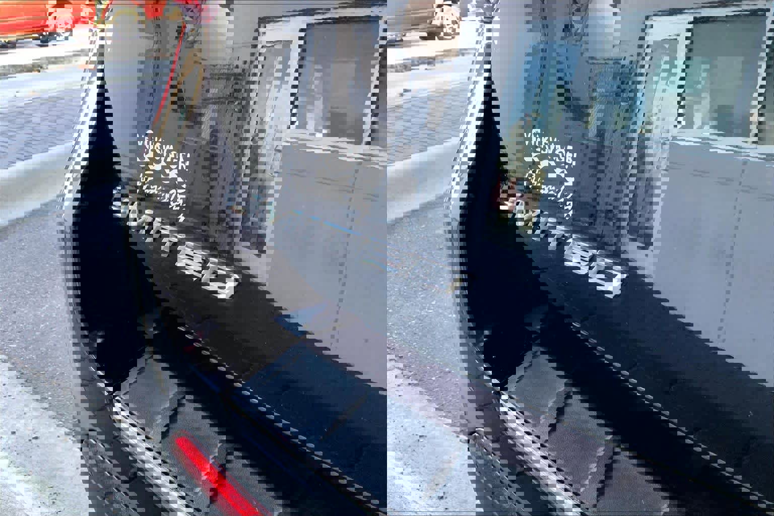 Used 2022 Ford Explorer Limited w/ Equipment Group 301A image 9