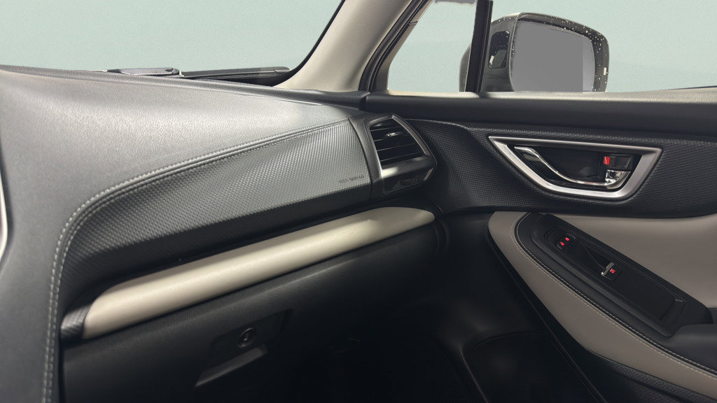 Used 2023 Subaru Forester Limited image 31