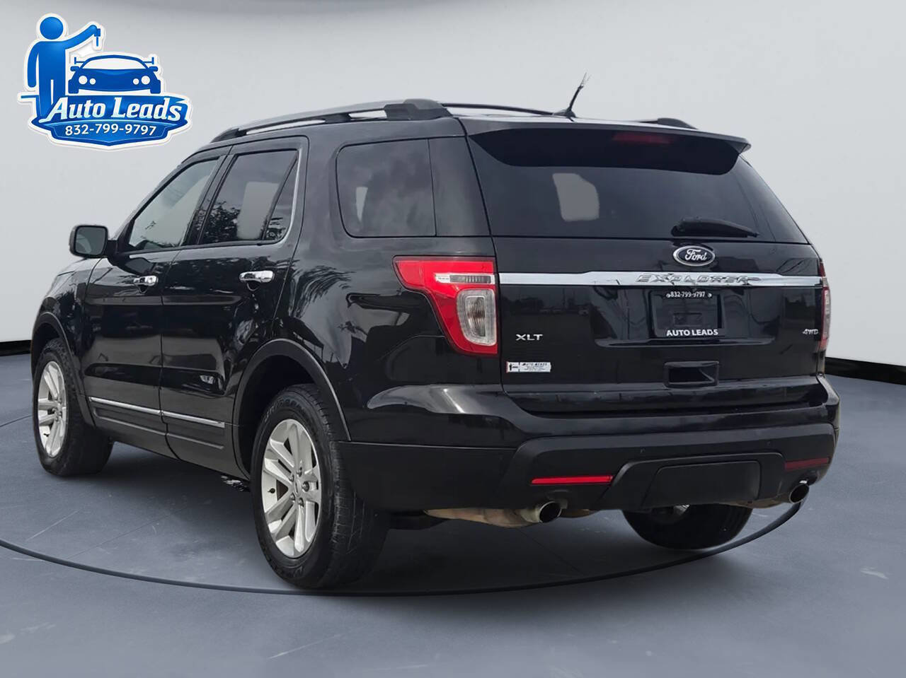 Used 2015 Ford Explorer XLT w/ Equipment Group 202B AWD/4WD image 6