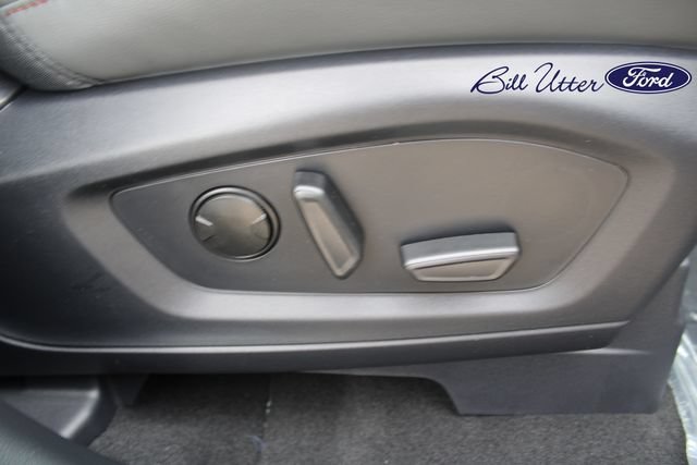New 2026 Ford Explorer Active w/ Active Comfort Package AWD/4WD image 8