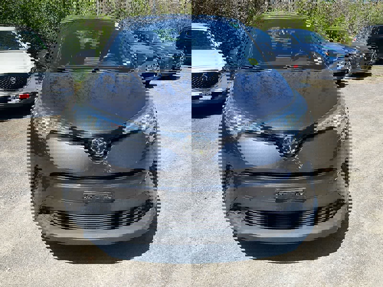 Used 2018 Toyota C-HR XLE FWD image 13