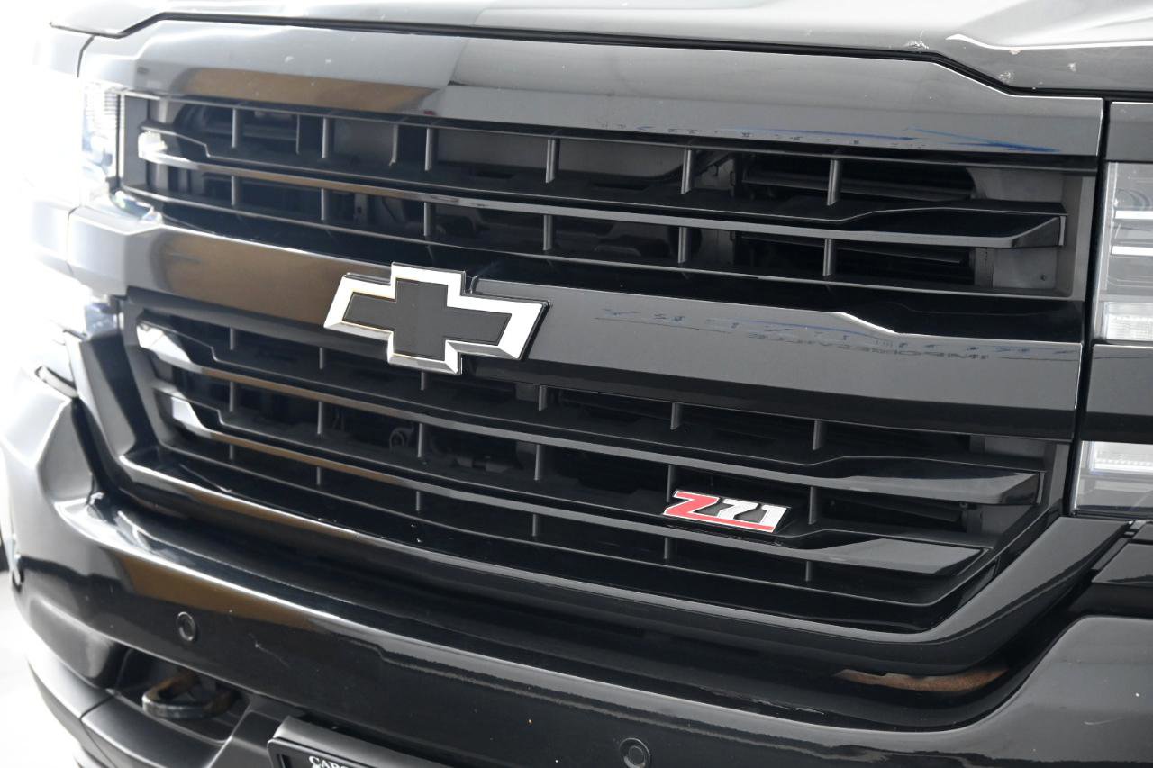 Used 2017 Chevrolet Silverado 1500 LTZ Z71 w/ LTZ Plus Package AWD/4WD image 8