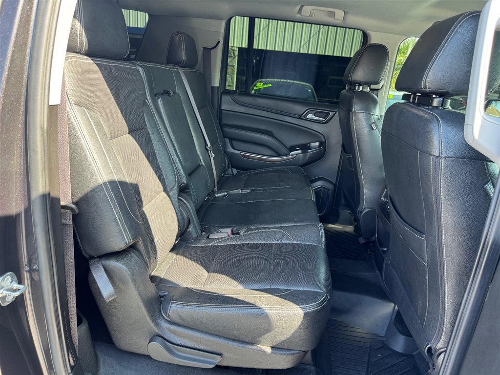 Used 2016 Chevrolet Suburban LS RWD image 21
