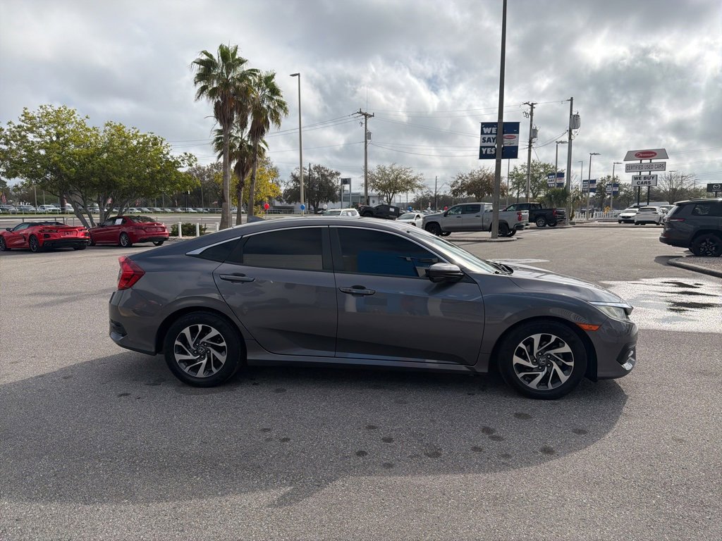 Used 2018 Honda Civic EX image 3