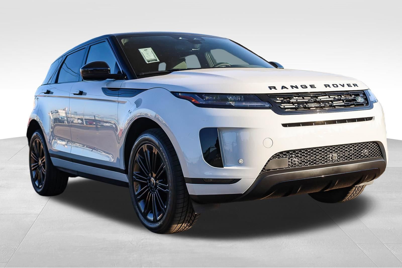 New 2026 Land Rover Range Rover Evoque S image 3