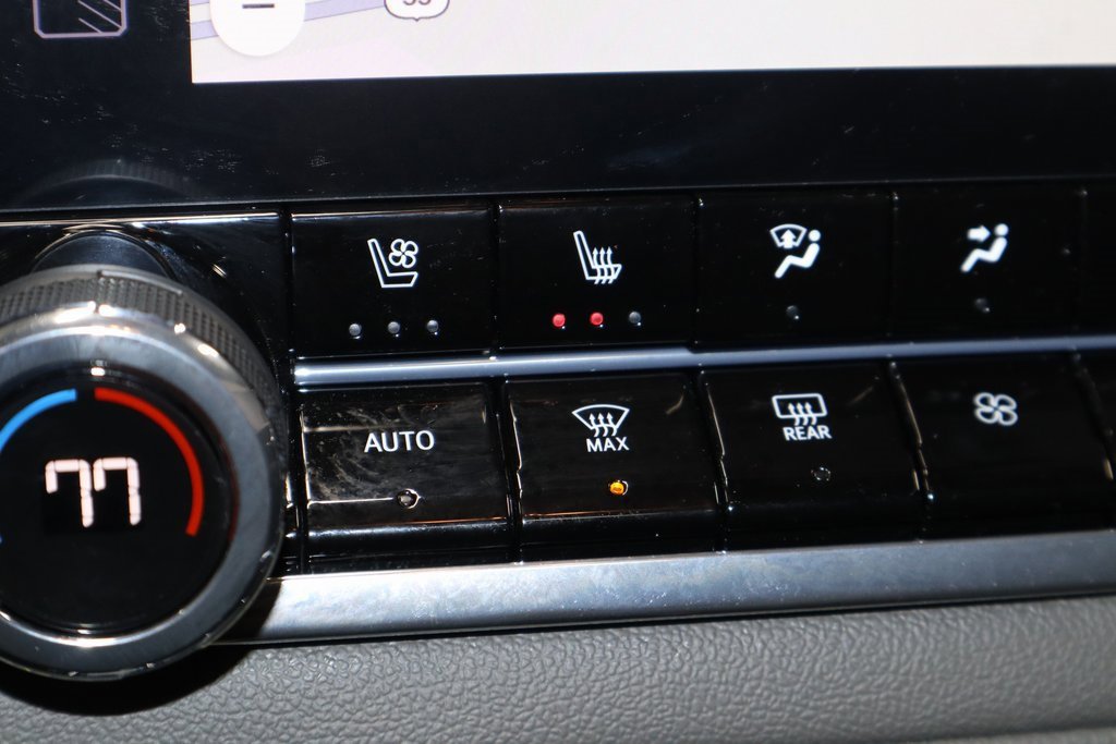 Used 2026 Chevrolet Colorado ZR2 w/ Technology Package image 5