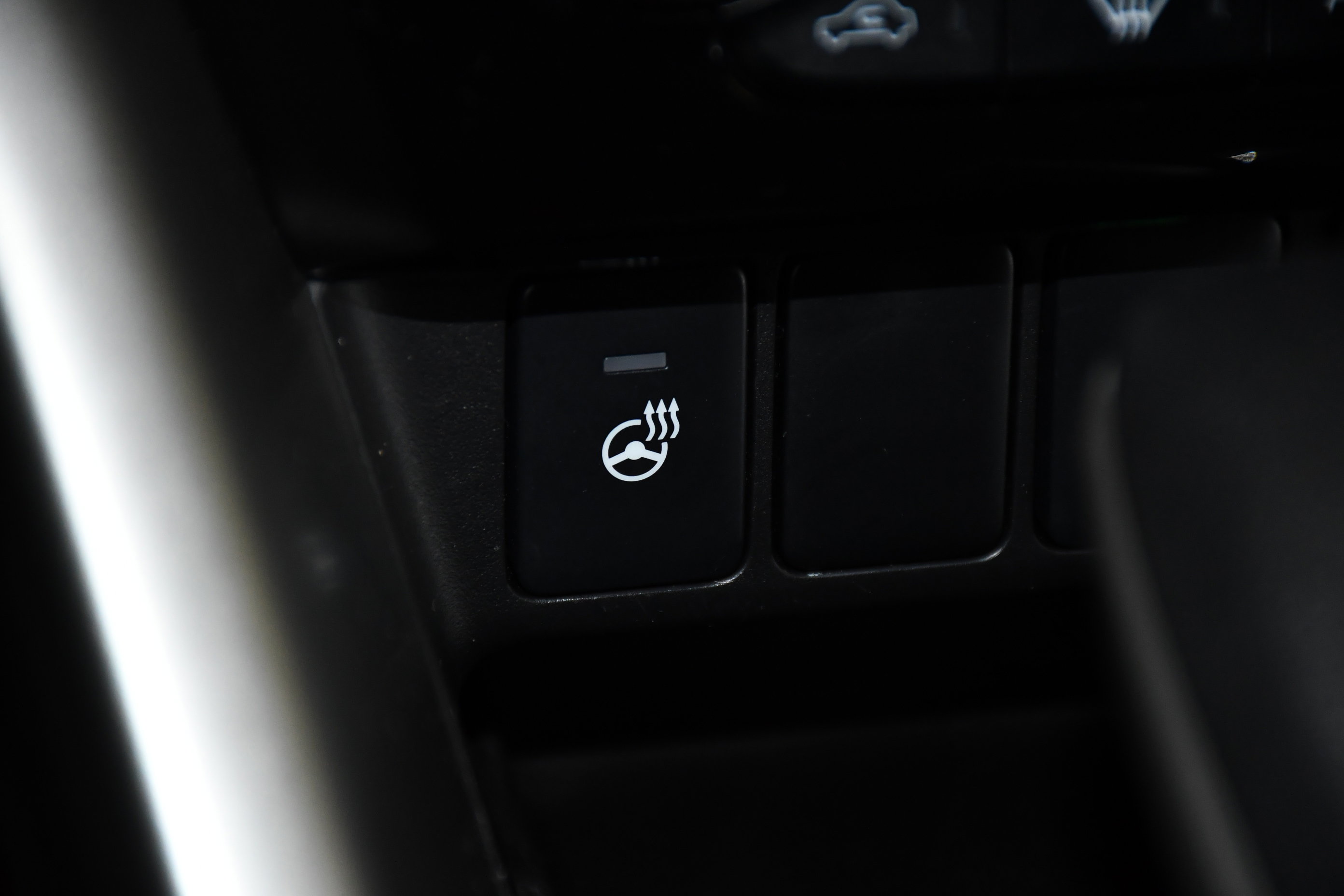 Used 2023 Mitsubishi Eclipse Cross SEL AWD/4WD image 29