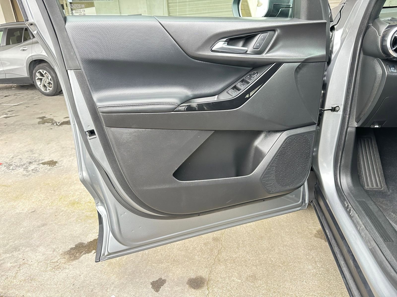 Used 2025 Chevrolet Equinox LT image 20