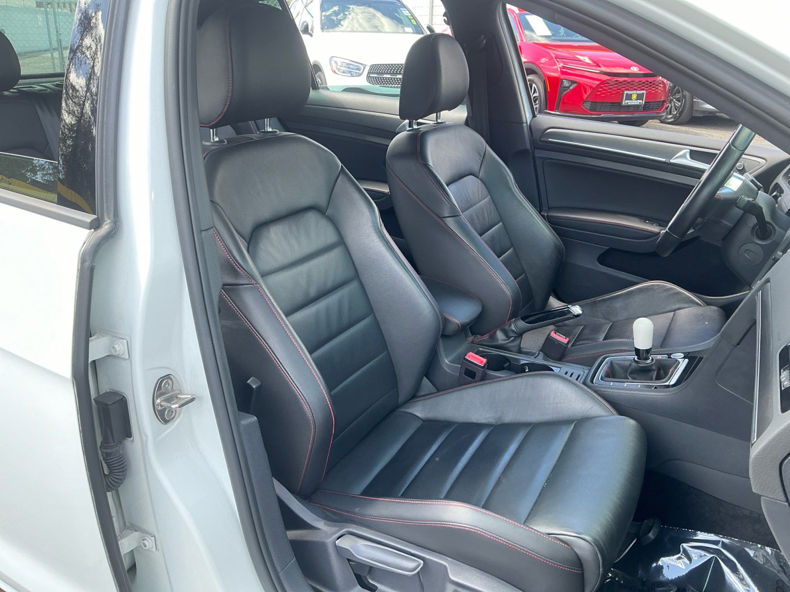 Used 2019 Volkswagen GTI SE w/ SE Experience Package FWD image 21