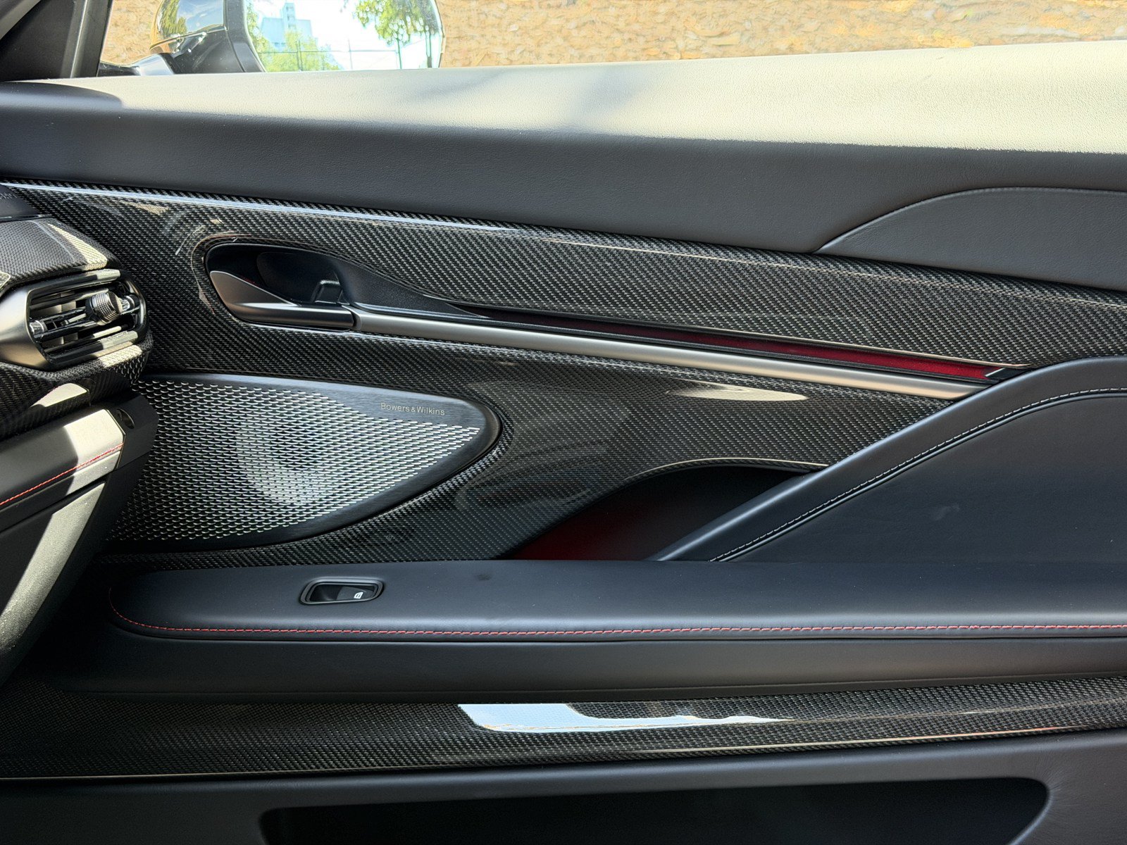 New 2026 Aston Martin Vanquish Convertible RWD image 44