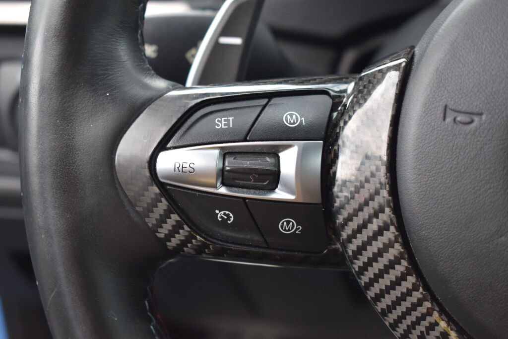 Used 2015 BMW M4 Convertible image 20