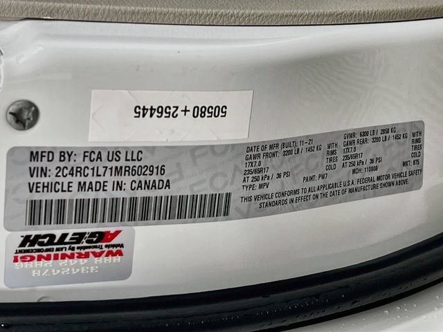 Used 2021 Chrysler Pacifica Touring-L FWD image 30