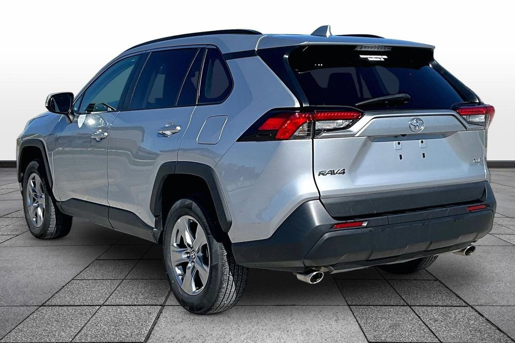 Used 2024 Toyota RAV4 XLE FWD image 10