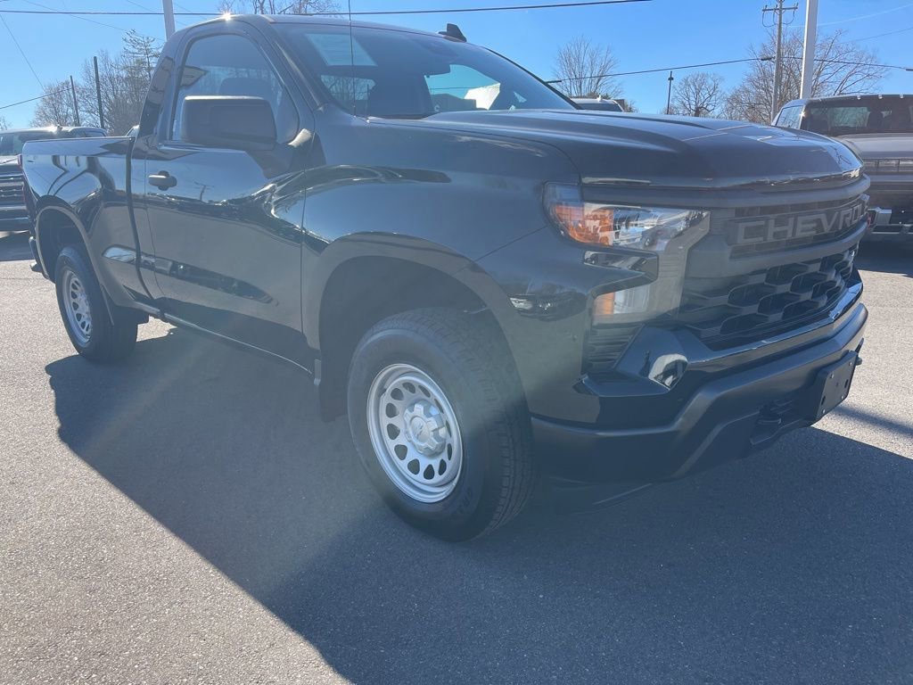 Used 2025 Chevrolet Silverado 1500 W/T w/ WT Value Package image 7