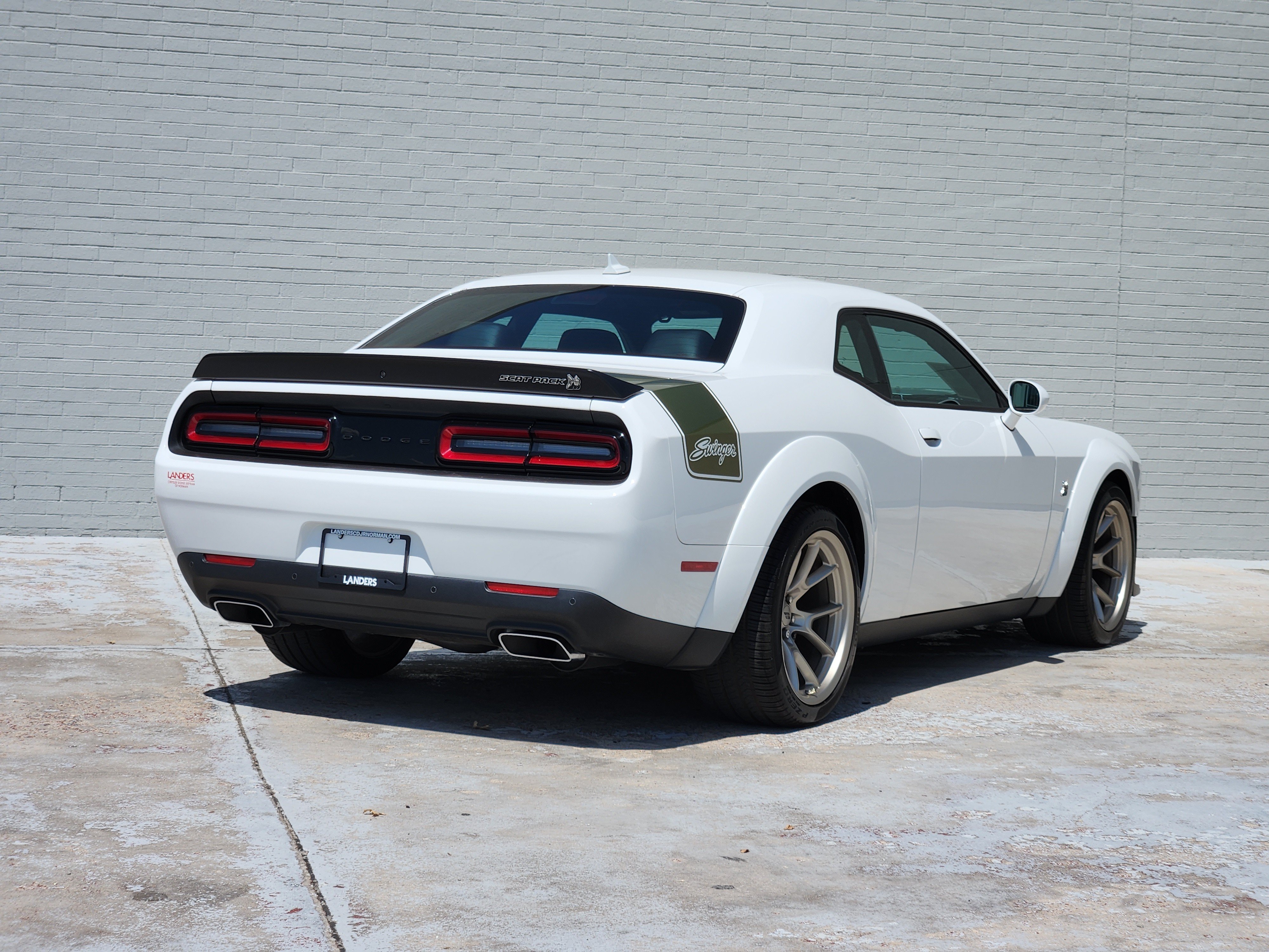 Used 2023 Dodge Challenger R/T Scat Pack RWD image 8