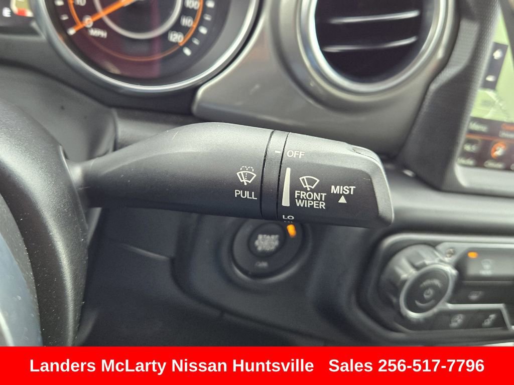 Used 2023 Jeep Gladiator Overland image 24