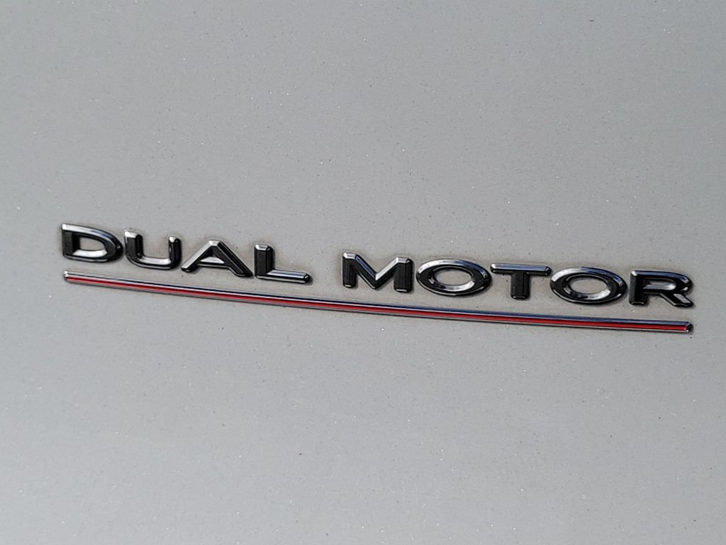 Used 2022 Tesla Model Y Performance AWD/4WD image 30