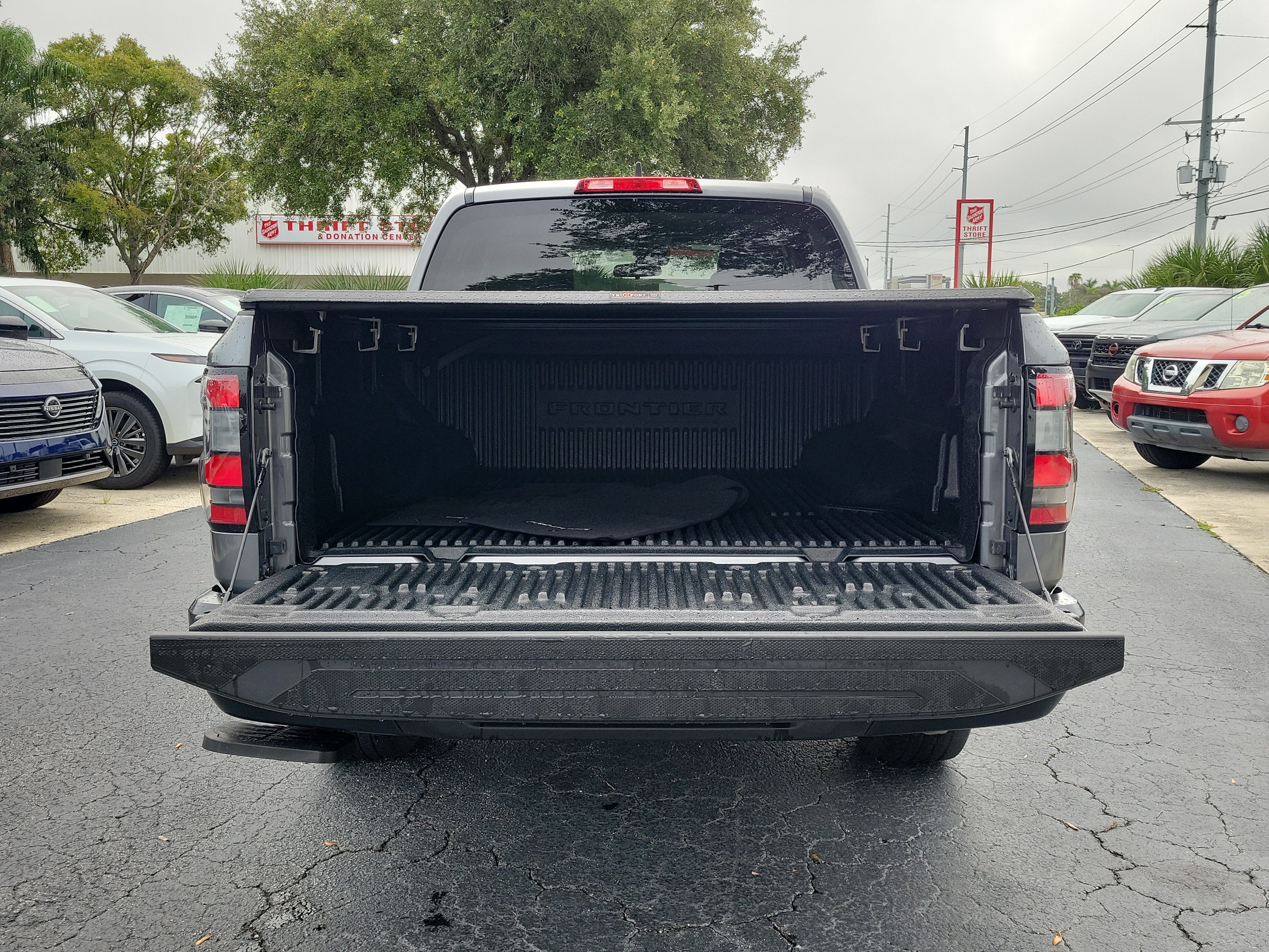 Certified 2023 Nissan Frontier S w/ Technology Package RWD image 8