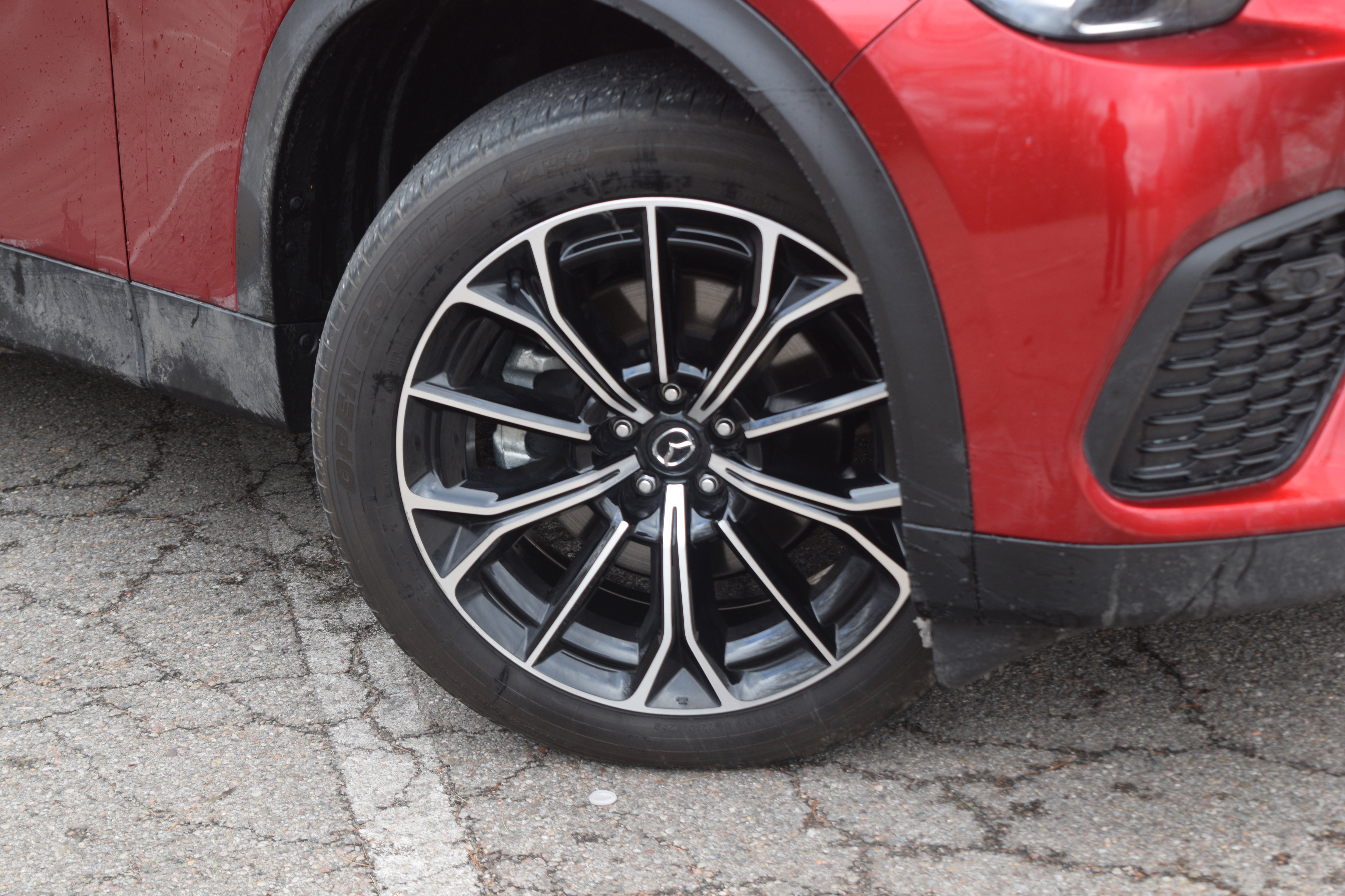 Used 2025 MAZDA CX-70 Plug-In Hybrid w/ Premium Pkg image 31