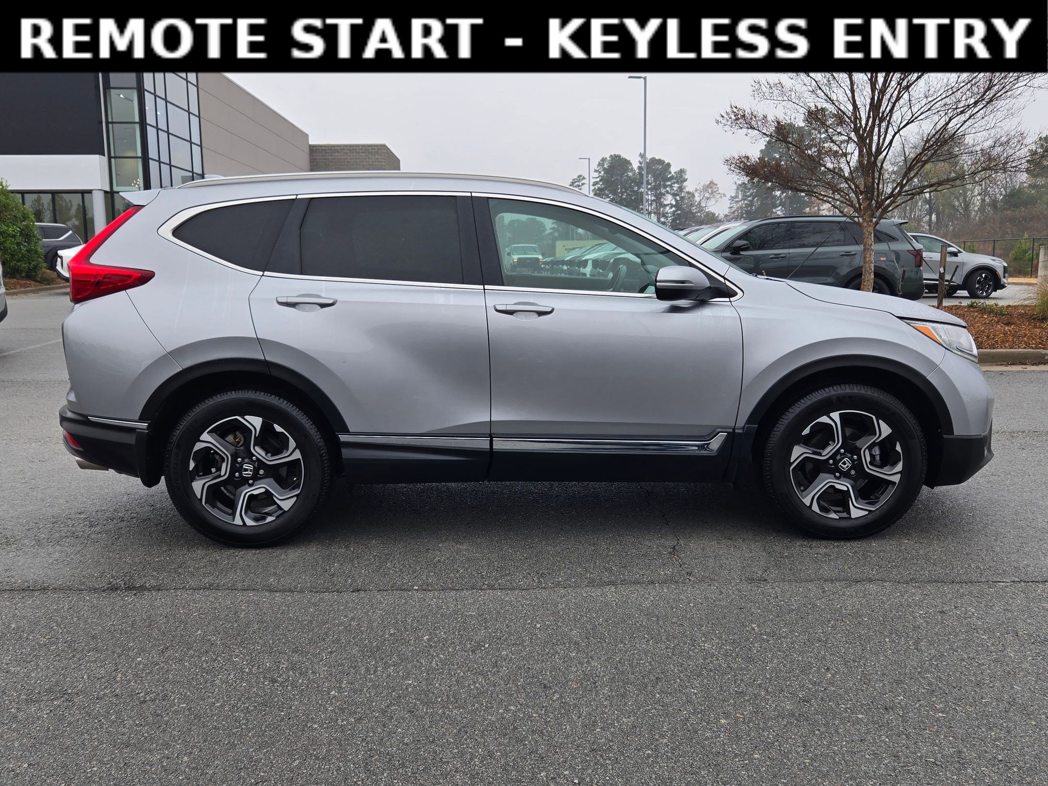 Used 2018 Honda CR-V Touring image 8