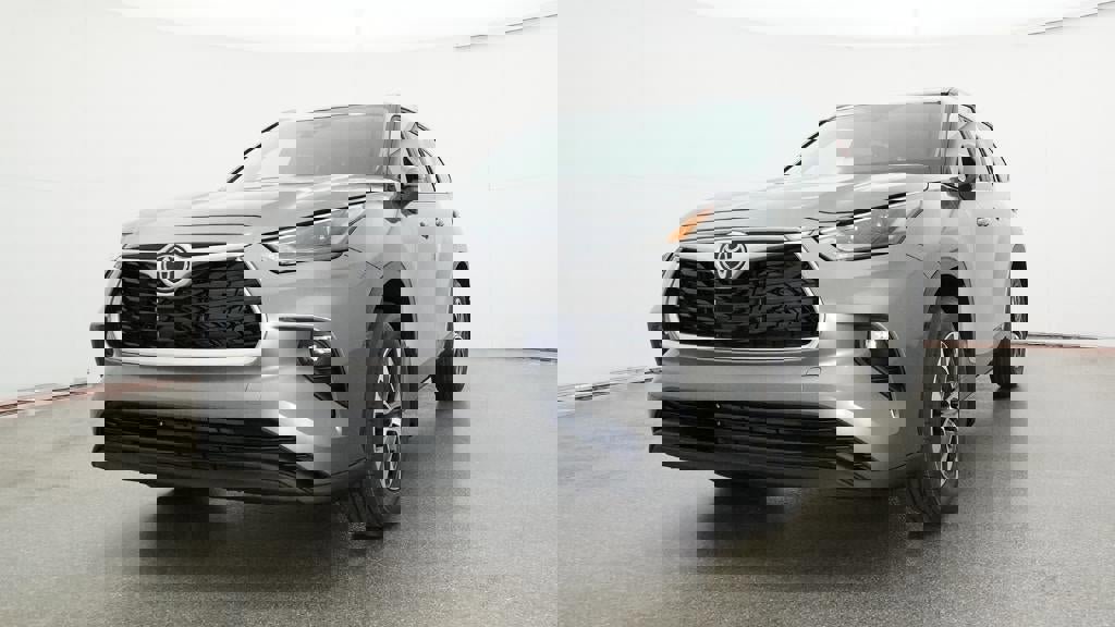New 2026 Toyota Highlander XLE image 65
