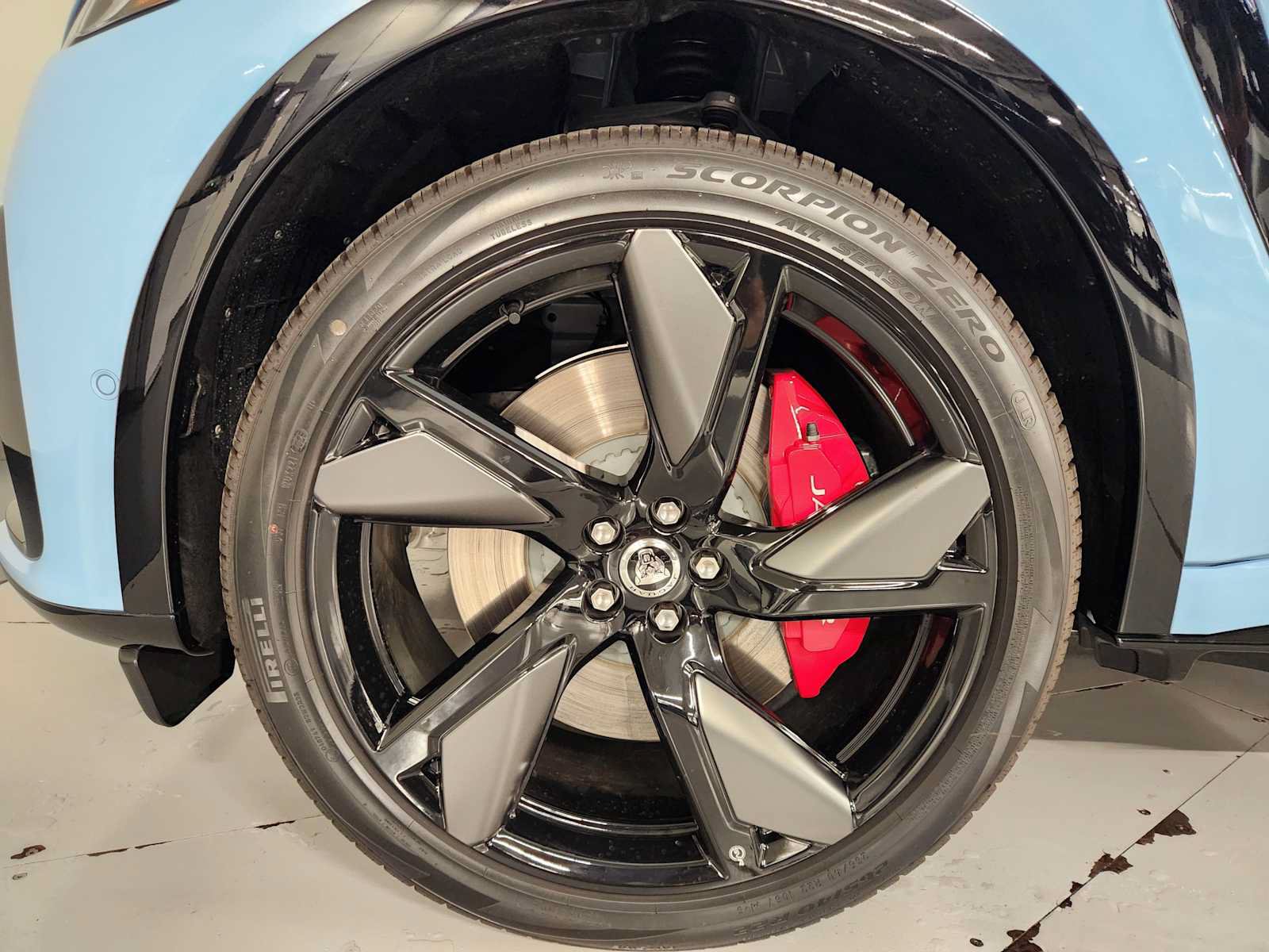New 2026 Jaguar F-PACE SVR 575 Edition AWD/4WD image 8