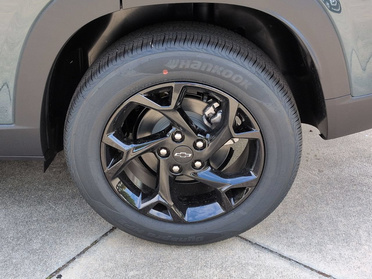 New 2026 Chevrolet Trax LT w/ Driver Confidence Package FWD image 8