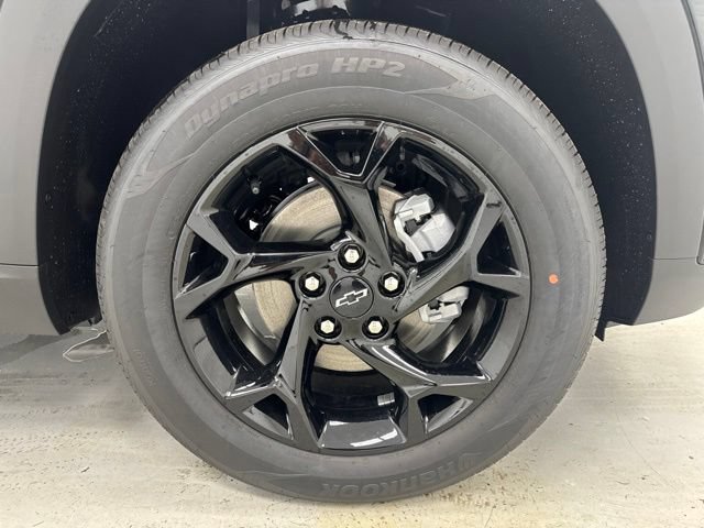 Used 2026 Chevrolet Trax LT w/ Driver Confidence Package FWD image 30