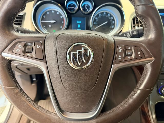 Used 2015 Buick Verano Leather w/ Experience Buick Package FWD image 9