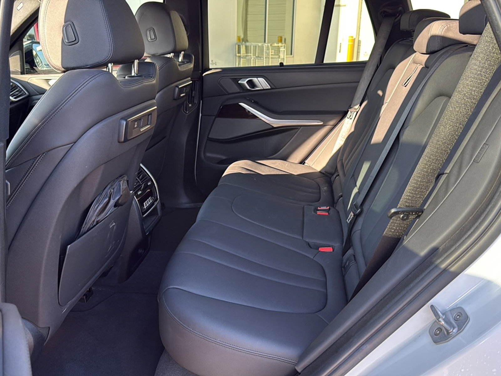 Used 2019 BMW X5 xDrive40i w/ Premium Package 2 image 8