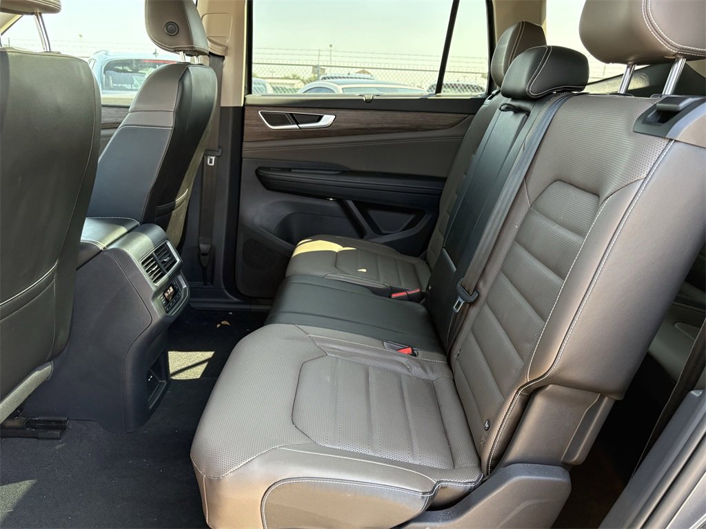 Used 2024 Volkswagen Atlas SEL image 25