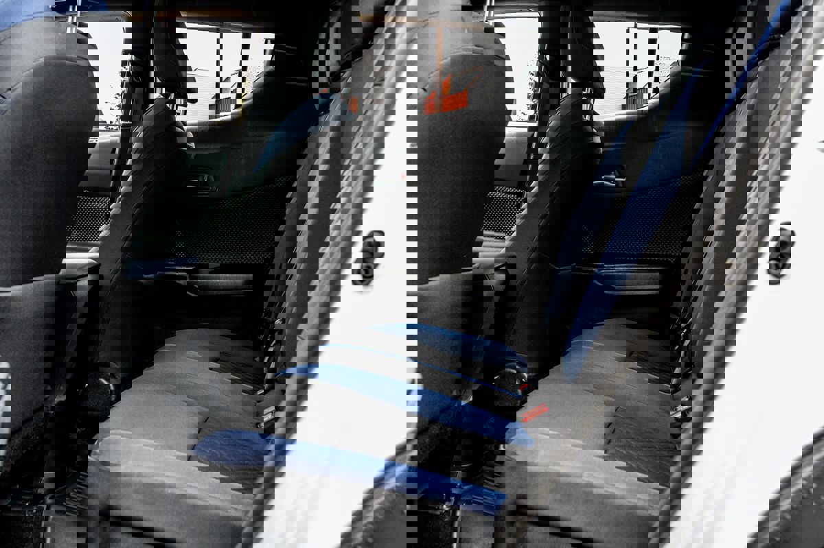 Used 2021 Toyota C-HR XLE image 32