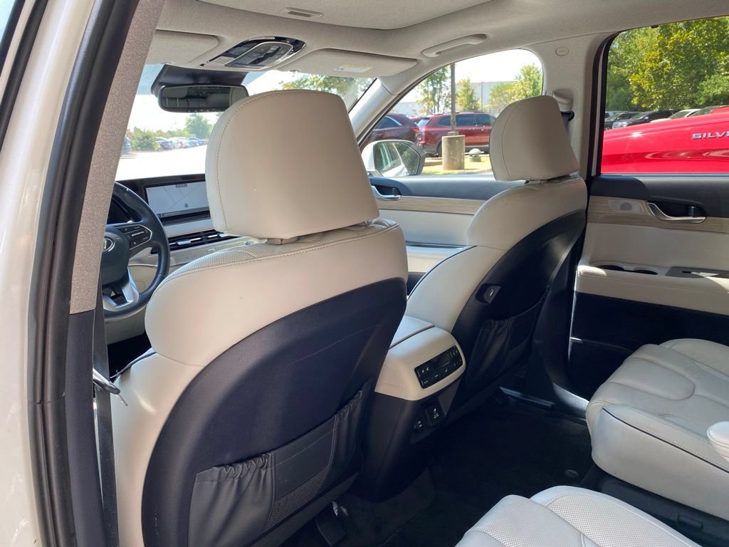 Used 2021 Hyundai Palisade Limited w/ Winter Package AWD/4WD image 28