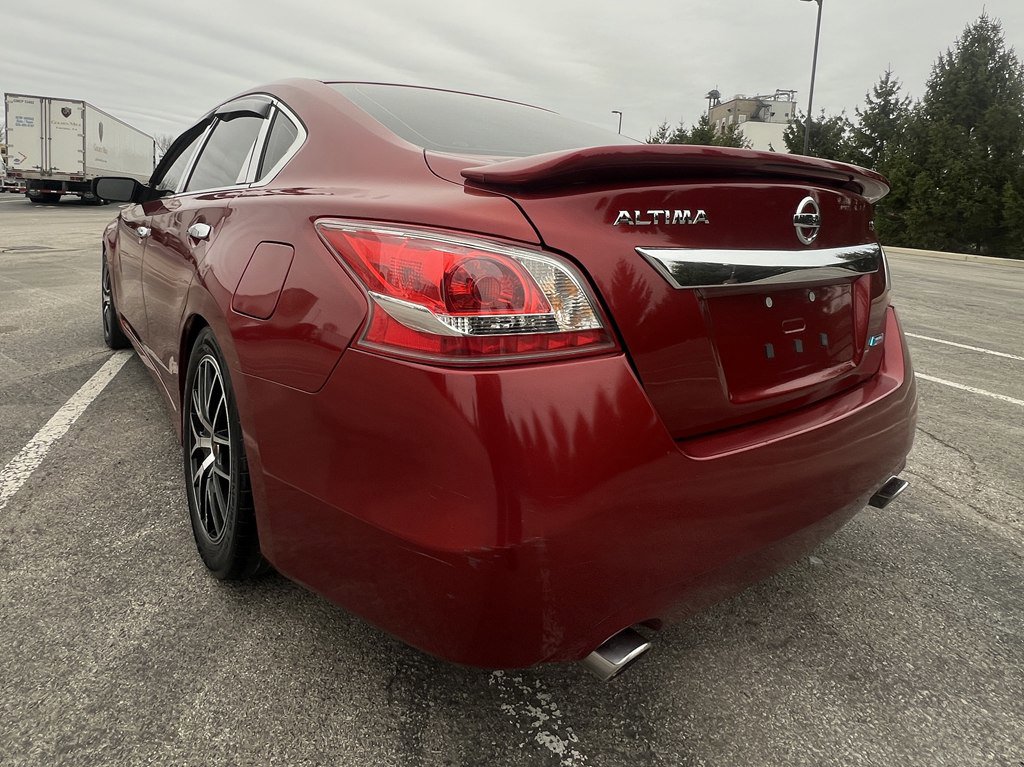 Used 2013 Nissan Altima 2.5 S image 3