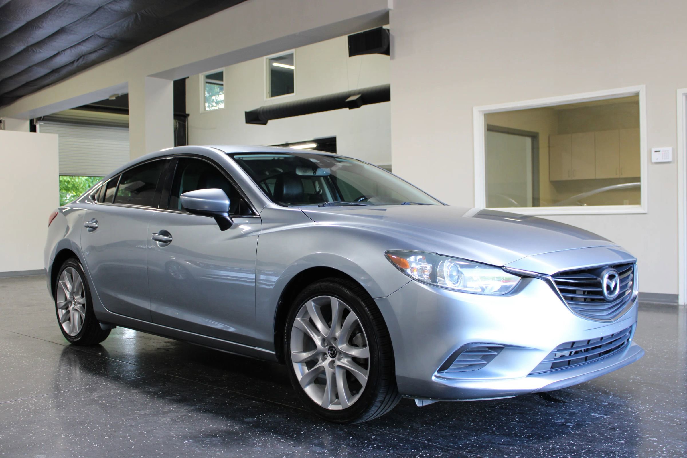 Used 2014 MAZDA MAZDA6 Touring w/ Touring Technology Package FWD image 34