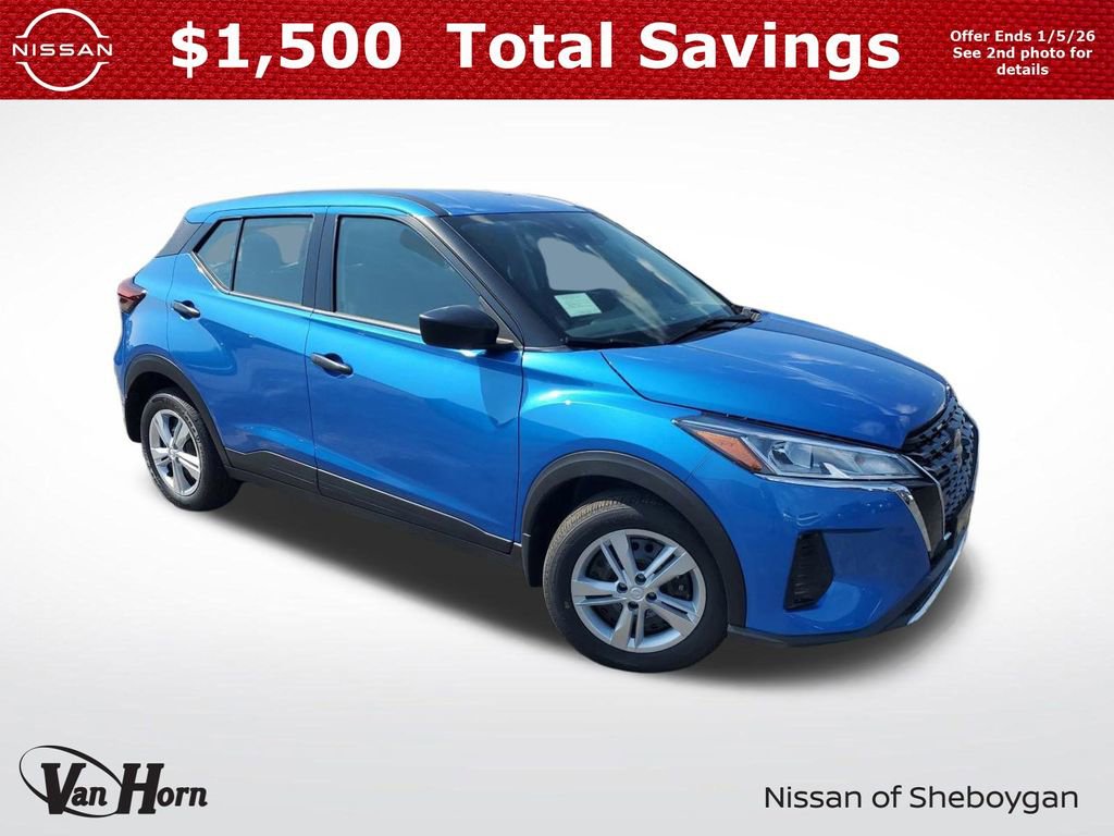 New 2025 Nissan Kicks Play S
