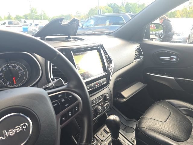 Used 2019 Jeep Cherokee High Altitude AWD/4WD image 26