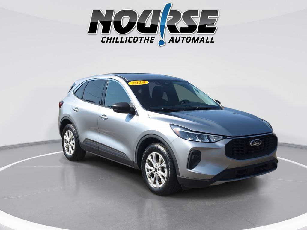 Used 2024 Ford Escape Active FWD image 2